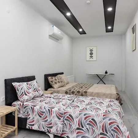 6-sehir Merkezinde Bueyuek Modern * Antalya