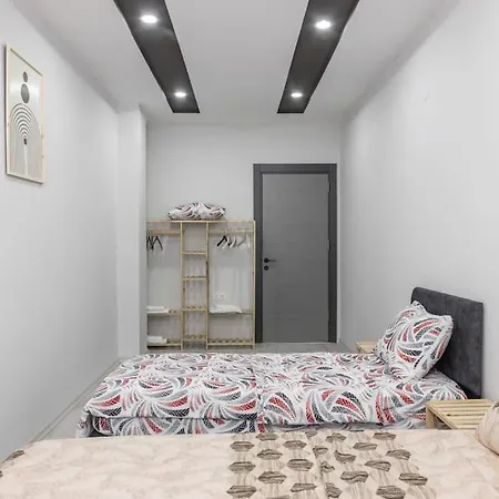 6-sehir Merkezinde Bueyuek Modern דירה אנטליה