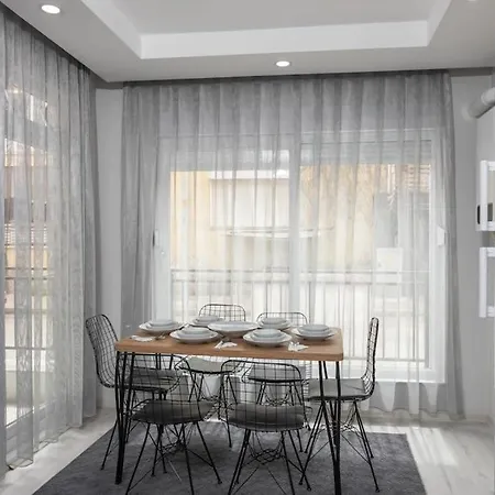 6-sehir Merkezinde Bueyuek Modern Apartment Antalya