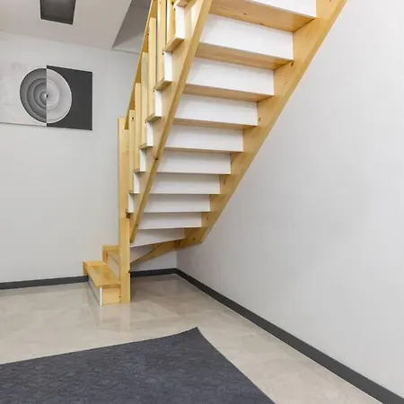 6-şehir Merkezinde Büyük Modern Antalya